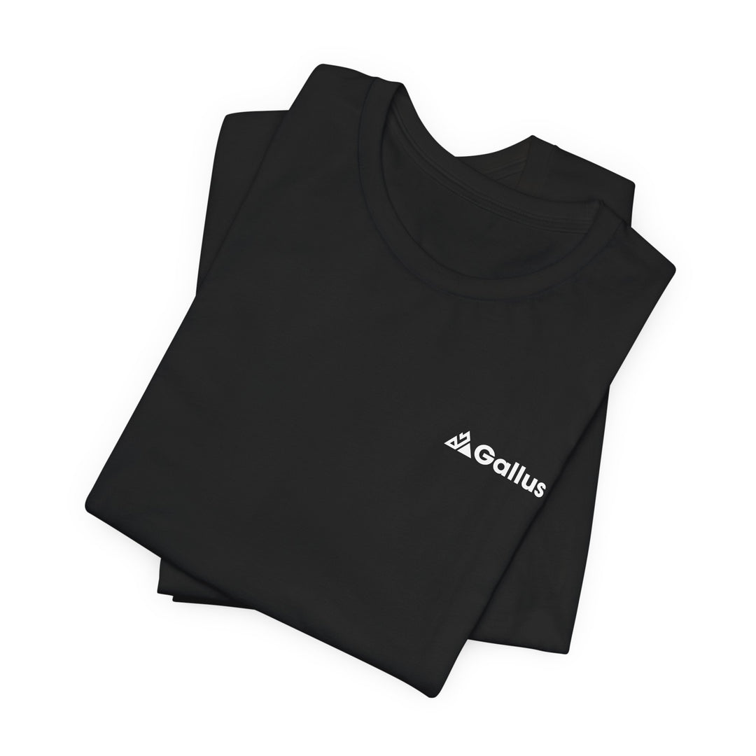 Gallus Minimal Logo T‑Shirt — Small Chest Emblem Casual Tee